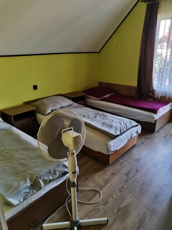 Ferienwohnung Roland Apartman Balatonlelle Exterior foto