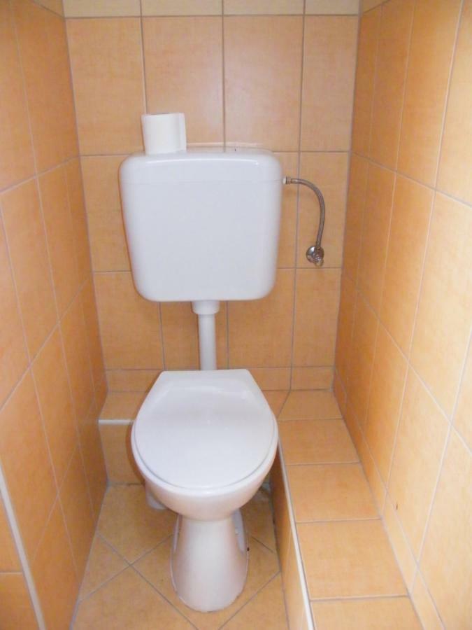 Ferienwohnung Roland Apartman Balatonlelle Exterior foto